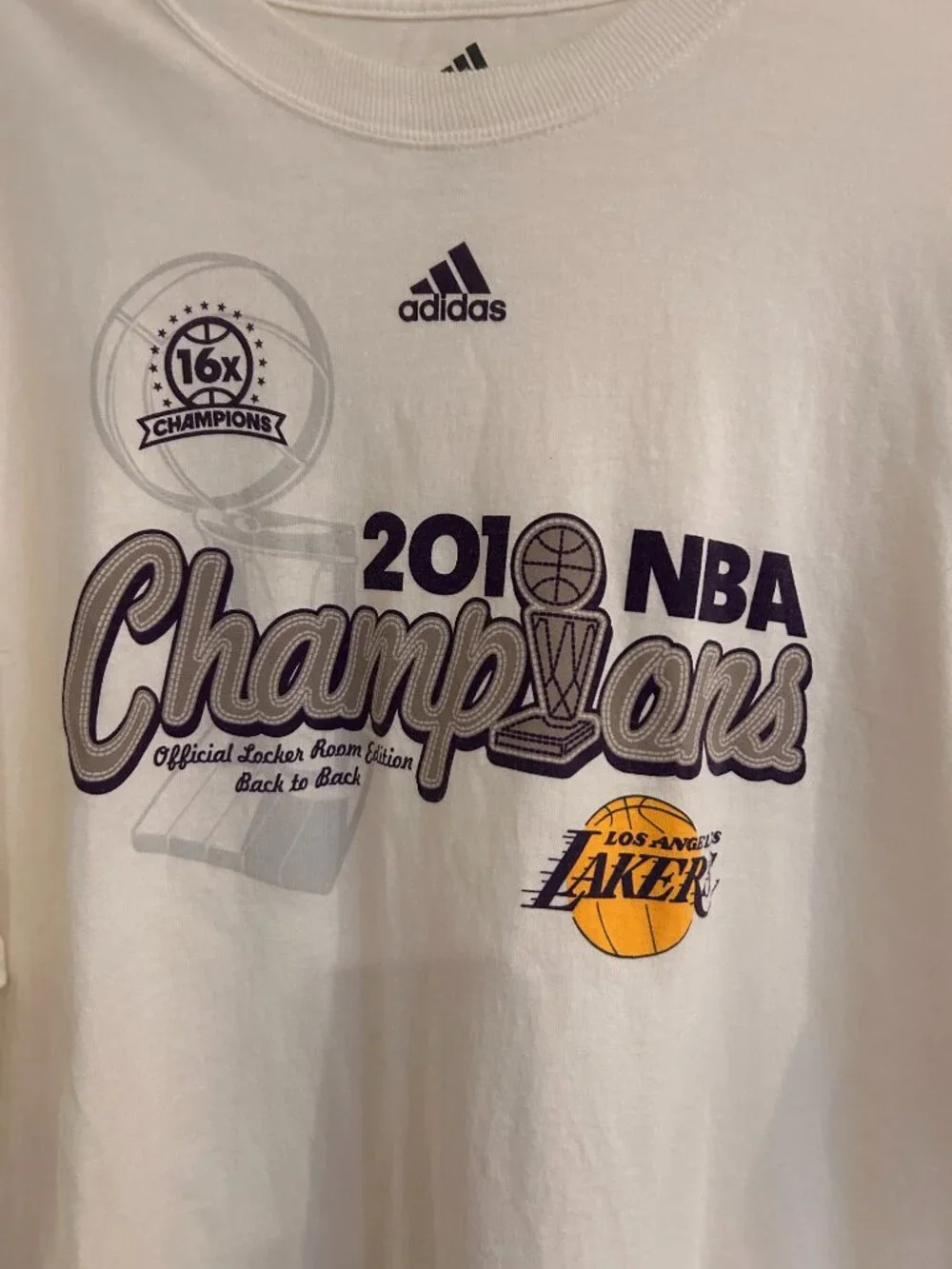 Adidas Los Angeles Lakers 2010 NBA Champions short-sleeved crew neck T-shirt